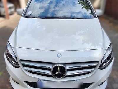Mercedes B180