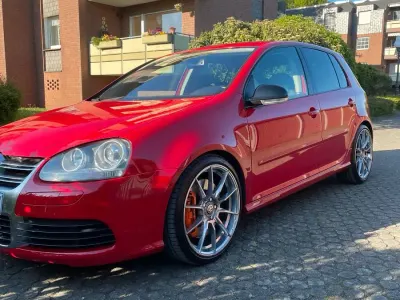 Gebraucht VW Golf V R 250 PS (183 kW) 2007 Rot Kleinwagen
