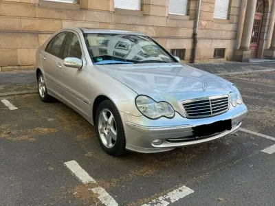 Gebraucht Mercedes C320 218 PS (160 kW) 2000 Silber Limousine