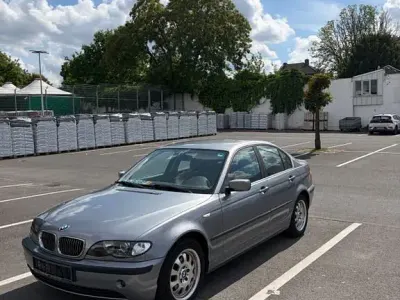 Gebraucht BMW 320 170 PS (125 kW) 2003 Grau Limousine