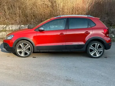 Second-hand VW Polo Cross 90 CP (66 kW) 2014 Hatchback