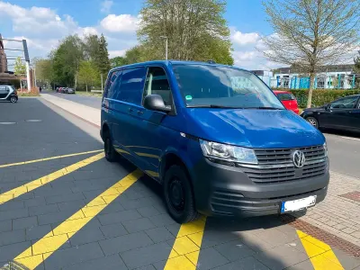 Używany VW Transporter 150 KM (110 kW) 2021 Niebieski Van