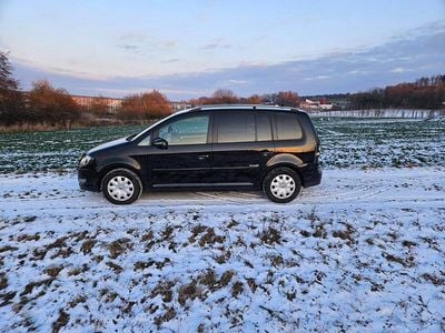 Schwarz Gebraucht 2010 VW Touran Freestyle Van / Kleinbus | 4.500 € (Fairer Preis)