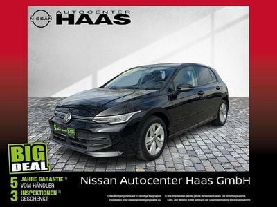 Gebraucht VW Golf VIII Life 150 PS (110 kW) 2025 Grenadillschwarz metallic Limousine