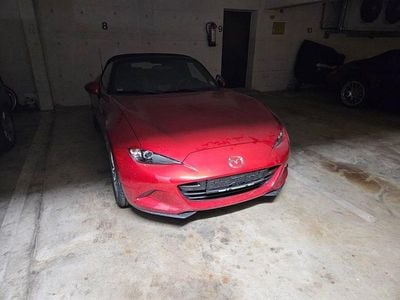 Gebraucht Mazda MX5 Center-Line 131 PS (96 kW) 2017 Rot Cabrio