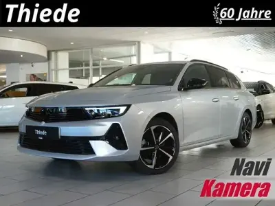 Gebraucht Opel Astra Sport 131 PS (96 kW) 2024 Kristall silber metallic Kleinwagen
