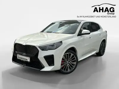 Neu BMW iX2 Comfort Edition 230 kW (313 PS) 2025 Alpinweiß uni SUV