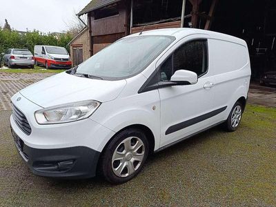 Gebraucht Ford Transit 75 PS (55 kW) 2017 Weiß Van / Kleinbus