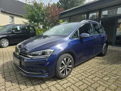 Gebraucht VW Golf VII United 150 PS (110 kW) 2020 Blau Van / Kleinbus