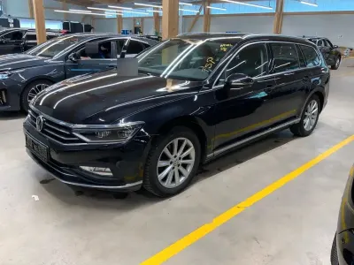 Gebraucht VW Passat Elegance 190 PS (139 kW) 2020 Schwarz Kombi