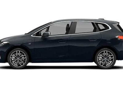 Nouă BMW 218 Luxury Line 136 CP (100 kW) 2026 Break