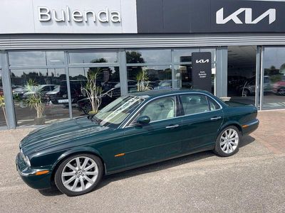 Jaguar XJ8