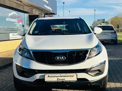 Używany Kia Sportage Attract 135 KM (99 kW) 2014 Biały SUV