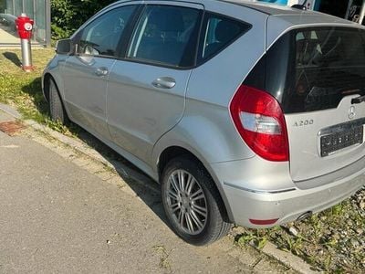 Mercedes A200