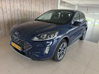 Gebraucht Ford Kuga Titanium 154 PS (113 kW) 2022 Blau SUV