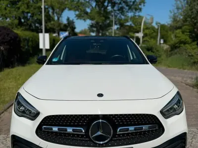 Gebraucht Mercedes GLA250 AMG 224 PS (164 kW) 2021 Weiß SUV