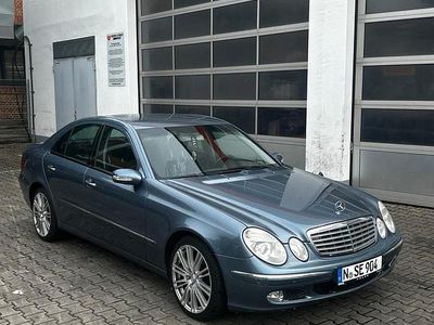 Mercedes E240