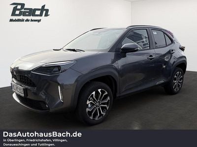 Neu Toyota Yaris Cross 131 PS (96 kW) 2026 Marlingrau SUV