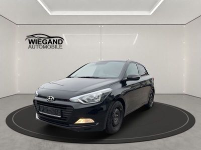 gebraucht Hyundai i20 1.2 PASSION+WINTERPAKET+KLIMA+RADIO+STZH+TÜV