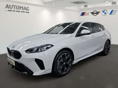 Gebraucht BMW 120 M Sport 170 PS (125 kW) 2025 Alpinweiss iii Kleinwagen