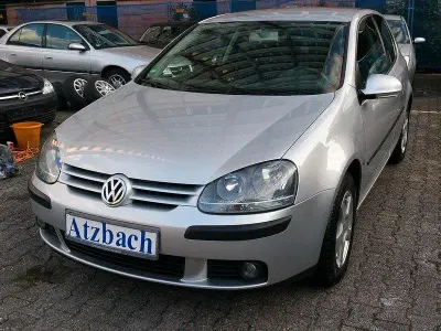 Usata VW Golf VI 80 CV (58 kW) 2008 Argento Utilitaria