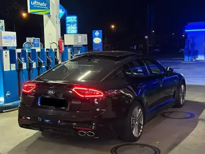 Brugt Kia Stinger GT-Line 200 HK (147 kW) 2018 Sort Hatchback