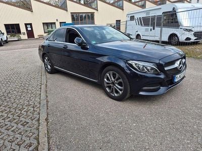 Gebraucht Mercedes C200 184 PS (135 kW) 2014 Blau Limousine