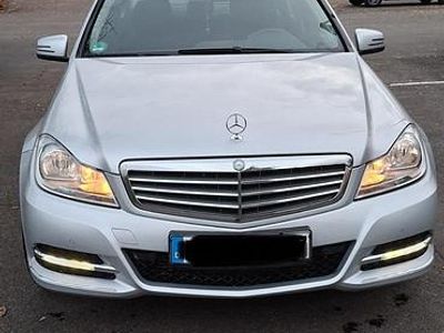 Silber Gebraucht 2012 Mercedes C180 Limousine | 9.900 €