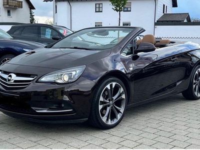 Second-hand Opel Cascada Innovation 165 CP (121 kW) 2015 Maro Cabrio