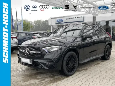 Gebraucht Mercedes GLC300 AMG line 269 PS (197 kW) 2024 Obsidianschwarz (schwarz) SUV