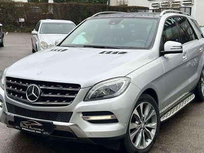 Gebraucht Mercedes ML350 258 PS (189 kW) 2012 Iridiumsilber  metalliclack SUV