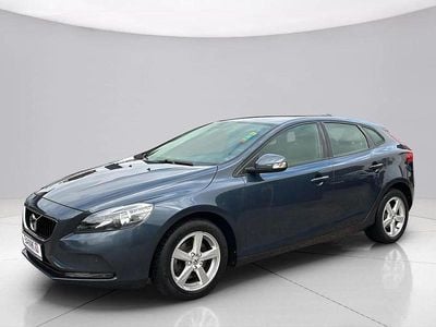 Gebraucht Volvo V40 Kinetic 122 PS (89 kW) 2018 Blau Kombi