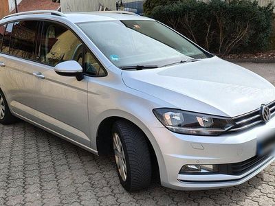 Gebraucht VW Touran Sound 150 PS (110 kW) 2017 Silber Van / Kleinbus
