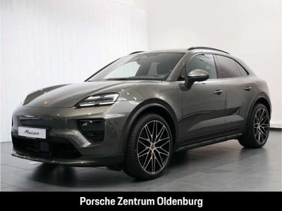Gruen Gebraucht 2025 Porsche Macan 4 Electric SUV | 89.890 € (Fairer Preis)