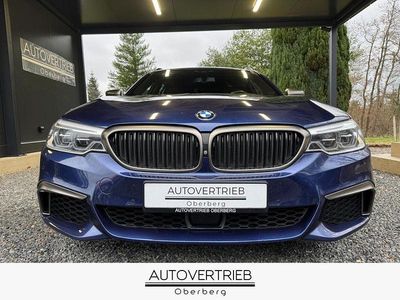 Gebraucht BMW M550 Performance 400 PS (294 kW) 2018 Blau Limousine
