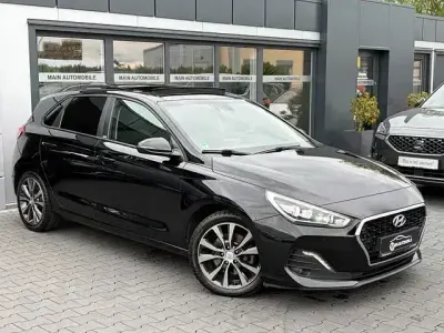 Gebraucht Hyundai i30 YES! 163 PS (119 kW) 2019 Schwarz Limousine
