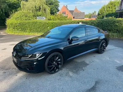 Gebraucht VW Arteon R-line 150 PS (110 kW) 2019 Schwarz Kleinwagen