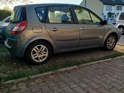 Brugt Renault Scénic II Expression 113 HK (83 kW) 2005 Blå MPV