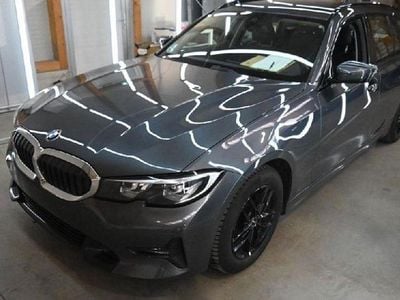 Gebraucht BMW 318 Sport Line 150 PS (110 kW) 2021 Grau Kombi