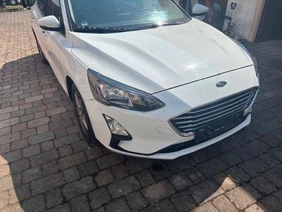 Second-hand Ford Focus Cool & Connect 120 CP (88 kW) 2021 Alb Berlinǎ