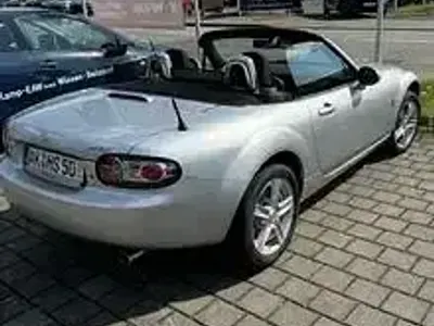 Begagnad Mazda MX5 Energy 126 HK (92 kW) 2006 Silver Cab
