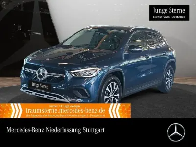 Gebraucht Mercedes GLA250 Style 224 PS (164 kW) 2022 Blau SUV