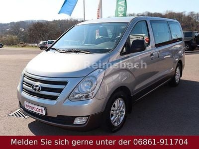 Gebraucht Hyundai H-1 136 PS (100 kW) 2017 Silber Van / Kleinbus