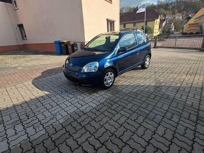 Usata Toyota Yaris 87 CV (63 kW) 2005 Blu Utilitaria