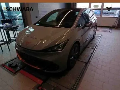 Gebraucht Cupra Born 150 kW (204 PS) 2024 Vaporgrau Kleinwagen