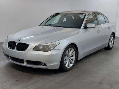 gebraucht BMW 525 AUTOMATIC TEILLEDER SCHECKHEFT NAVI XENON