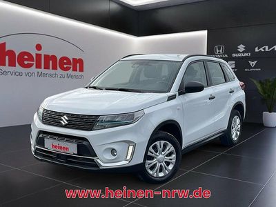 Begagnad Suzuki Vitara Club 140 HK (102 kW) 2021 Vit SUV