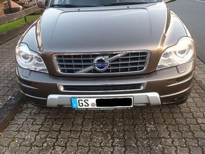Gebraucht Volvo XC90 Pro 200 PS (147 kW) 2014 Braun SUV