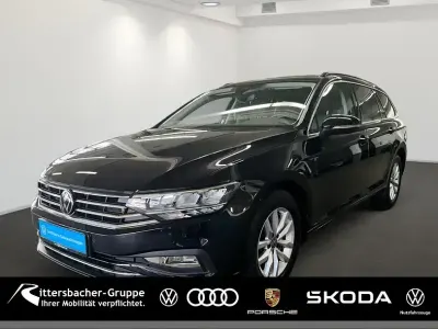 Gebraucht VW Passat Business 150 PS (110 kW) 2023 Deep black perleffekt Kombi