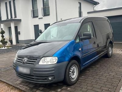 Second-hand VW Caddy 102 CP (75 kW) 2010 Negru Monovolum